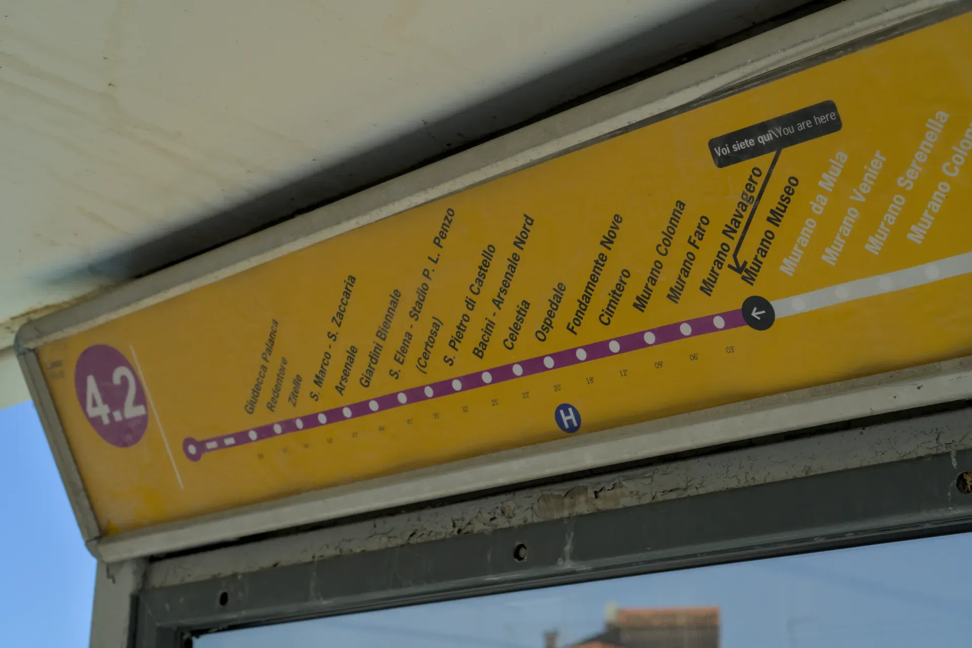 Fahrplan der Vaporetto-Linie 4.2 nach Murano, Insel Murano, Venedig.